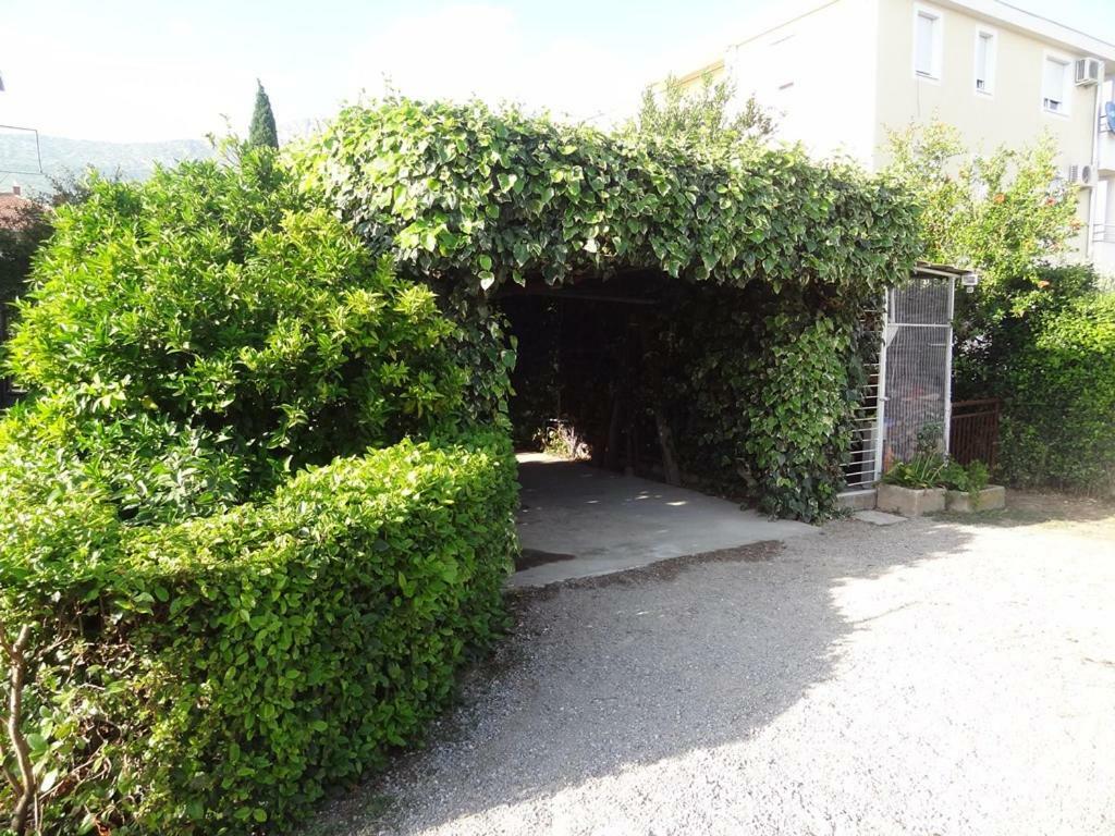 Apartment Bezic Kaštela Zewnętrze zdjęcie