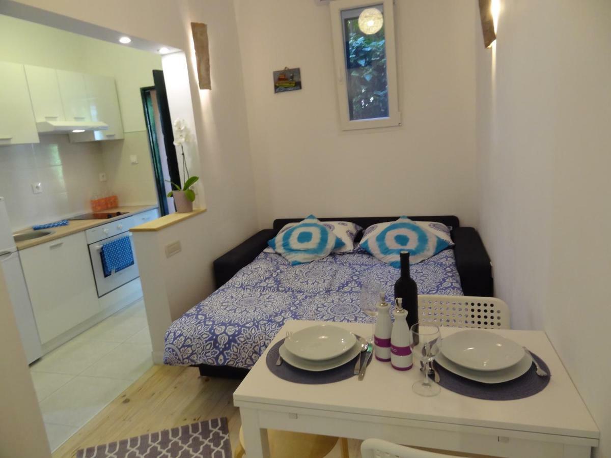 Apartment Bezic Kaštela Zewnętrze zdjęcie