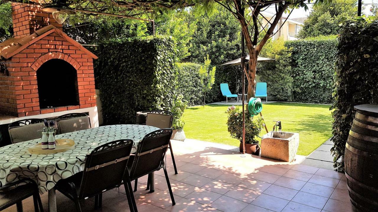 Apartment Bezic Kaštela Zewnętrze zdjęcie