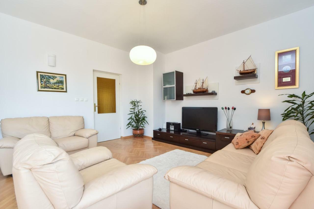 Apartment Bezic Kaštela Zewnętrze zdjęcie